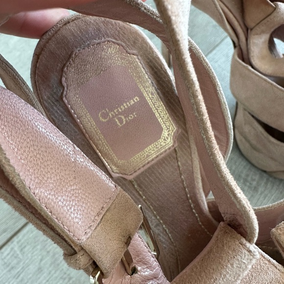 Christian Dior Ingenue Suede Bow Sandals - Picture 2 of 9